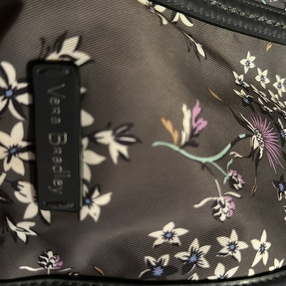 Vera Bradley Purse approximately 10 x 13” like new condition - Picture 2 of 4